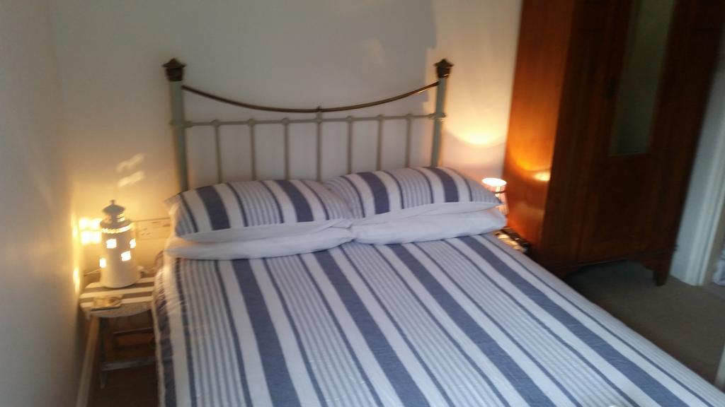 Fanny Fudge Guest House ウェーマス エクステリア 写真