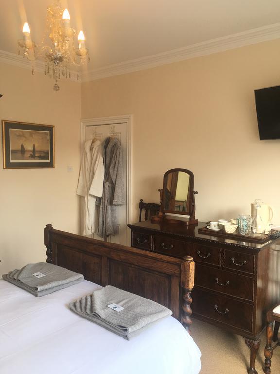 Fanny Fudge Guest House ウェーマス エクステリア 写真