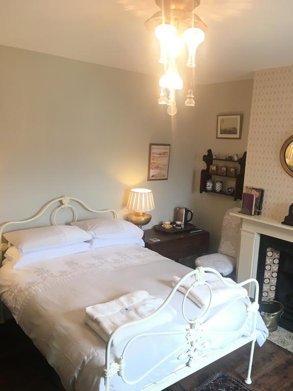 Fanny Fudge Guest House ウェーマス エクステリア 写真